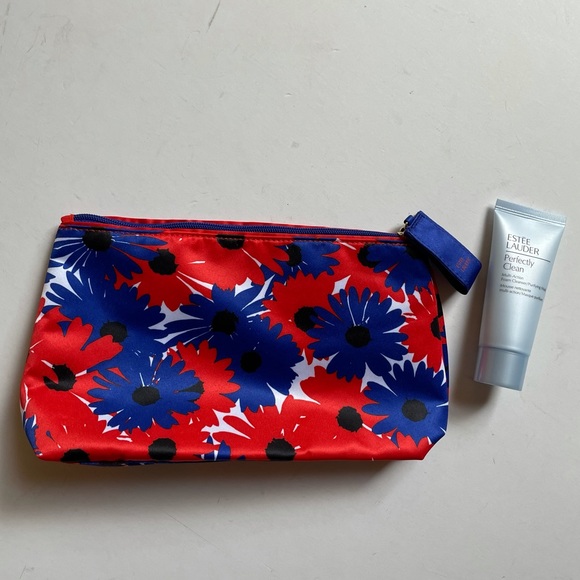 Estée Lauder set-cleansing cream+ makeup case new! - Picture 2 of 9